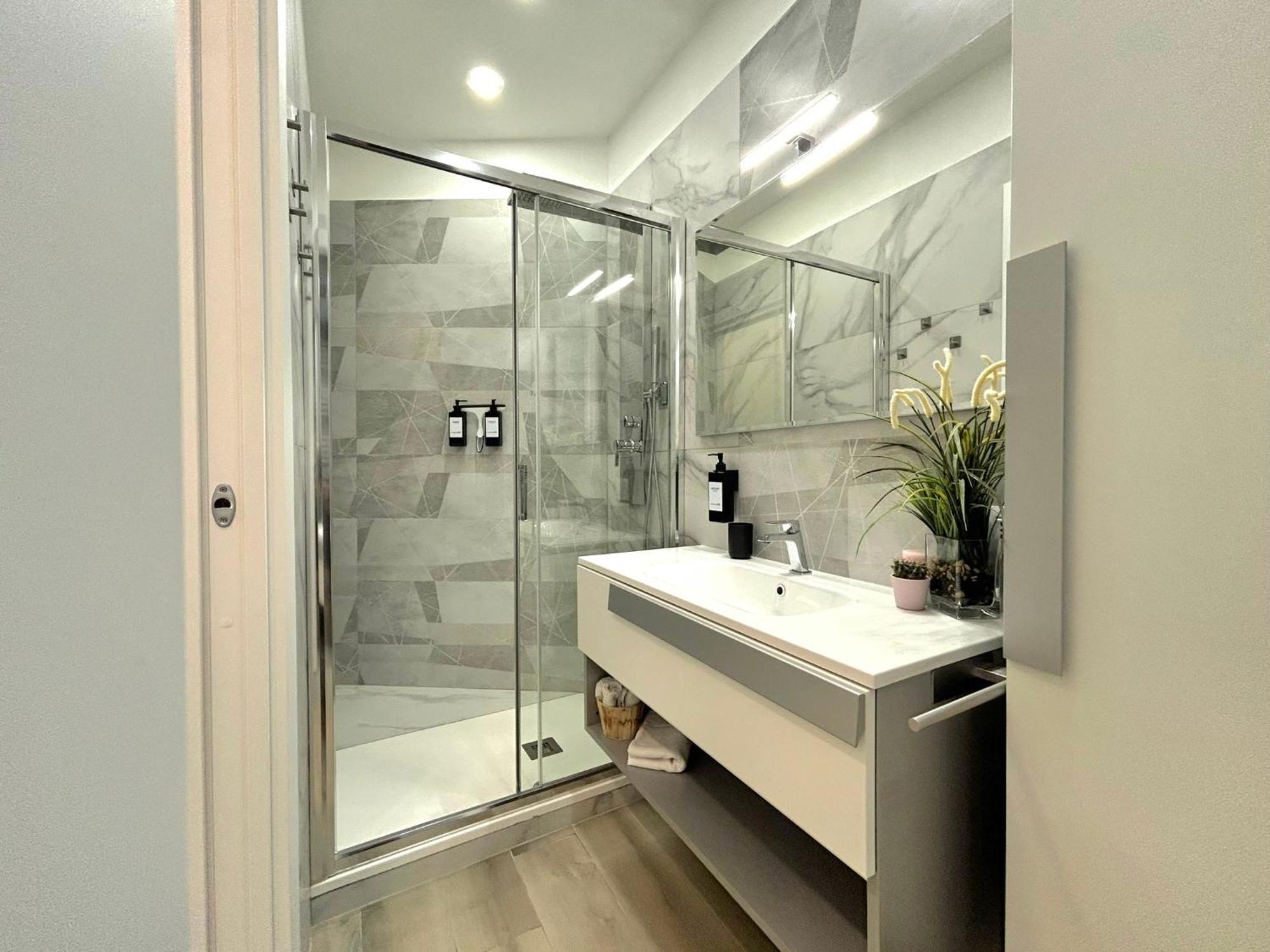 Modern Apartments Mm3 Afforifn Only 15 Min From Duomo มิลาน ภายนอก รูปภาพ